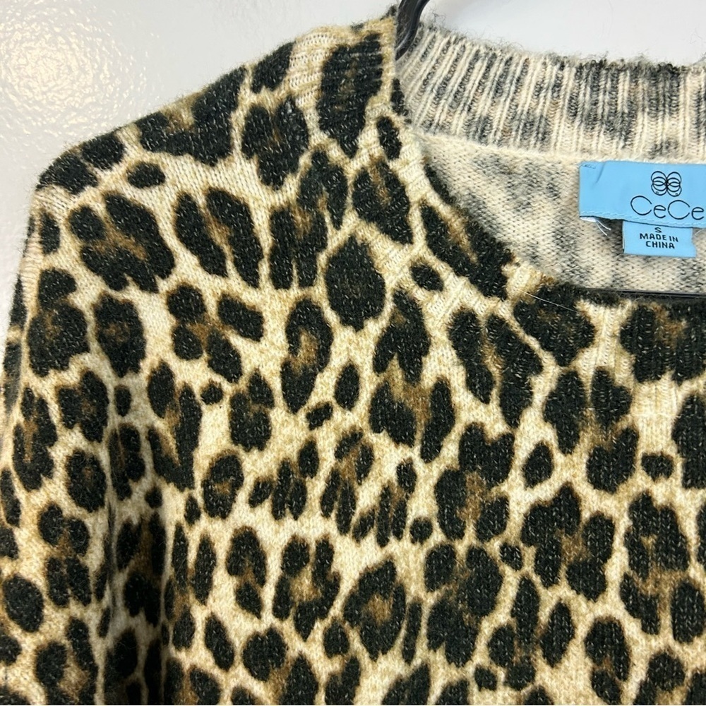 NWT CeCe Leopard Animal Print Pullover Crewneck Sweater Size Small - Picture 3 of 10